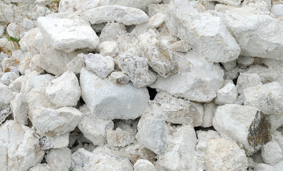 普通生石灰和高纯氧化钙有啥区别？